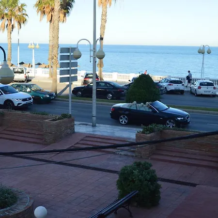 아파트 Seafront Recently Renovated 베날마데나코스타
