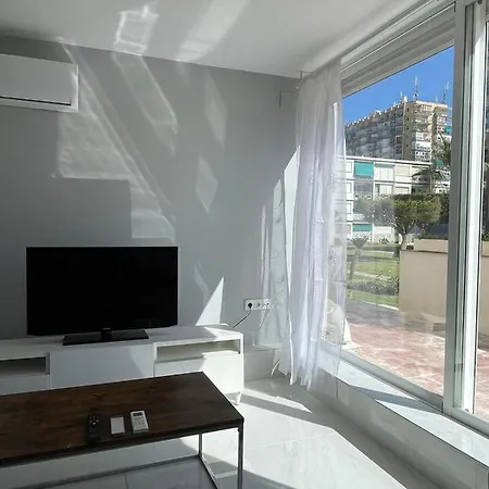 Recién Reformados Al Lado De La Playa Benalmádena
